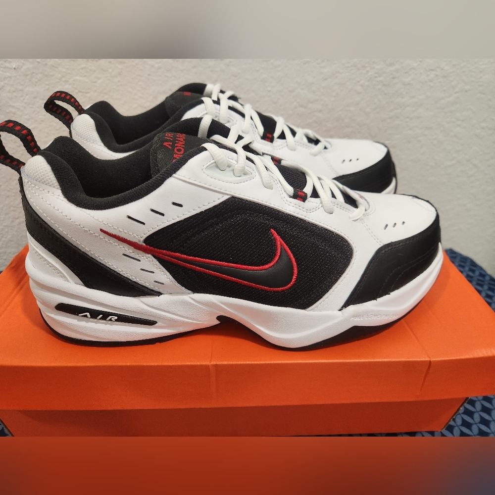 Nike Air Monarch Iv